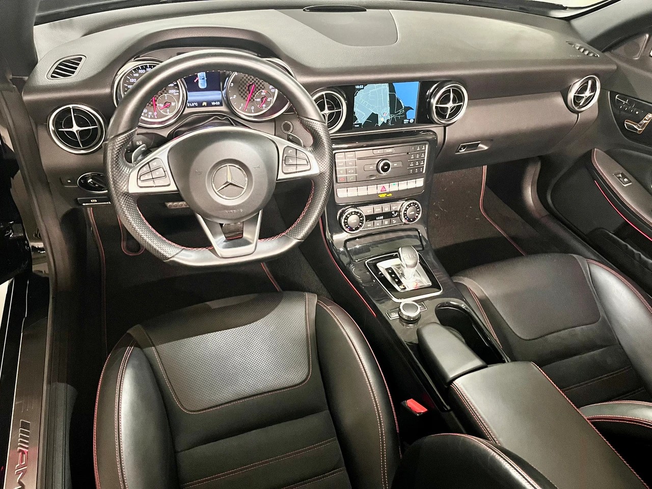 MERCEDES-BENZ SLC 43 AMG 9G-Tronic-image-4