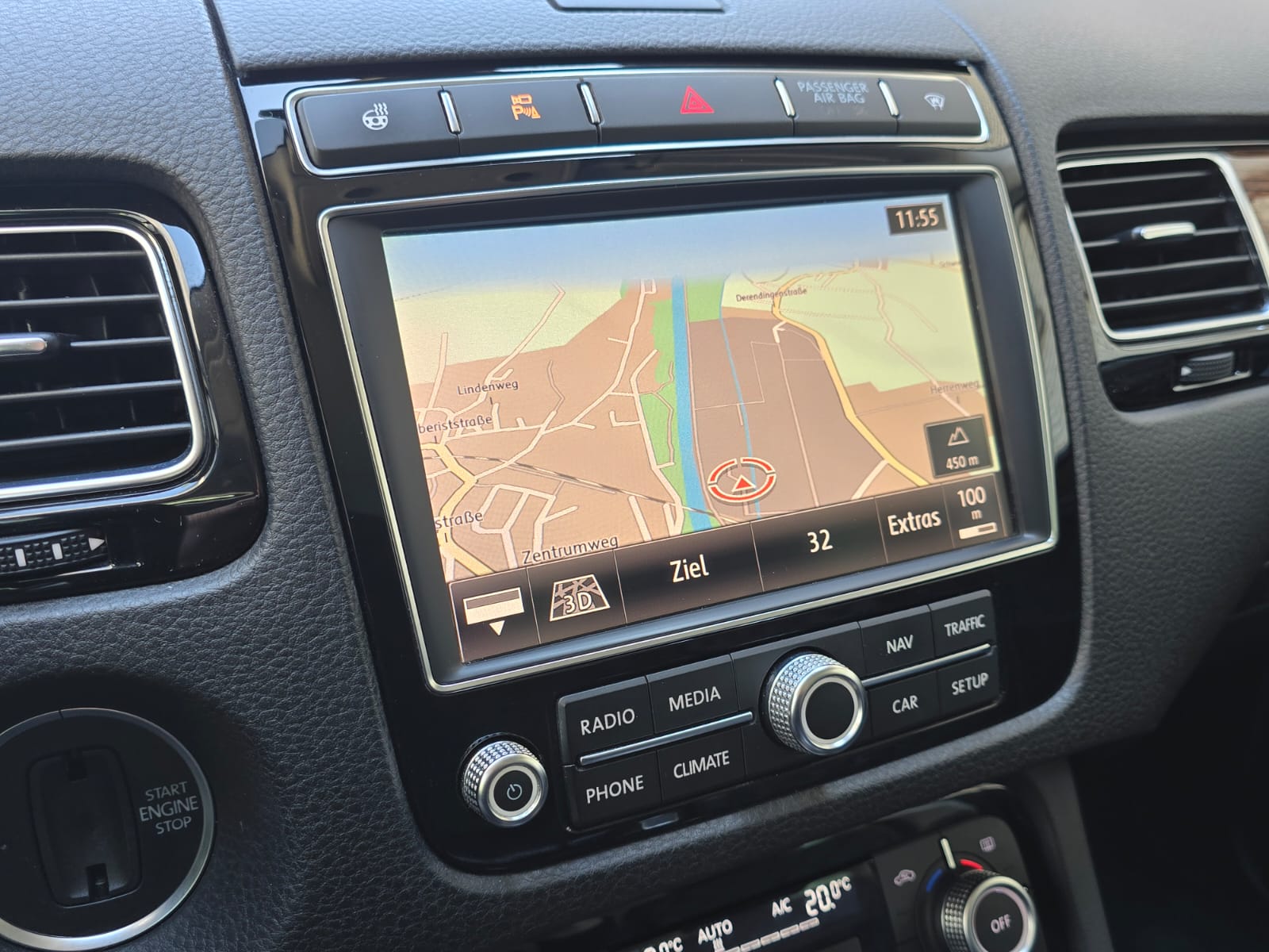 VW Touareg 3.0 TDI BMT Exclusiv Edition Tiptronic-image-14