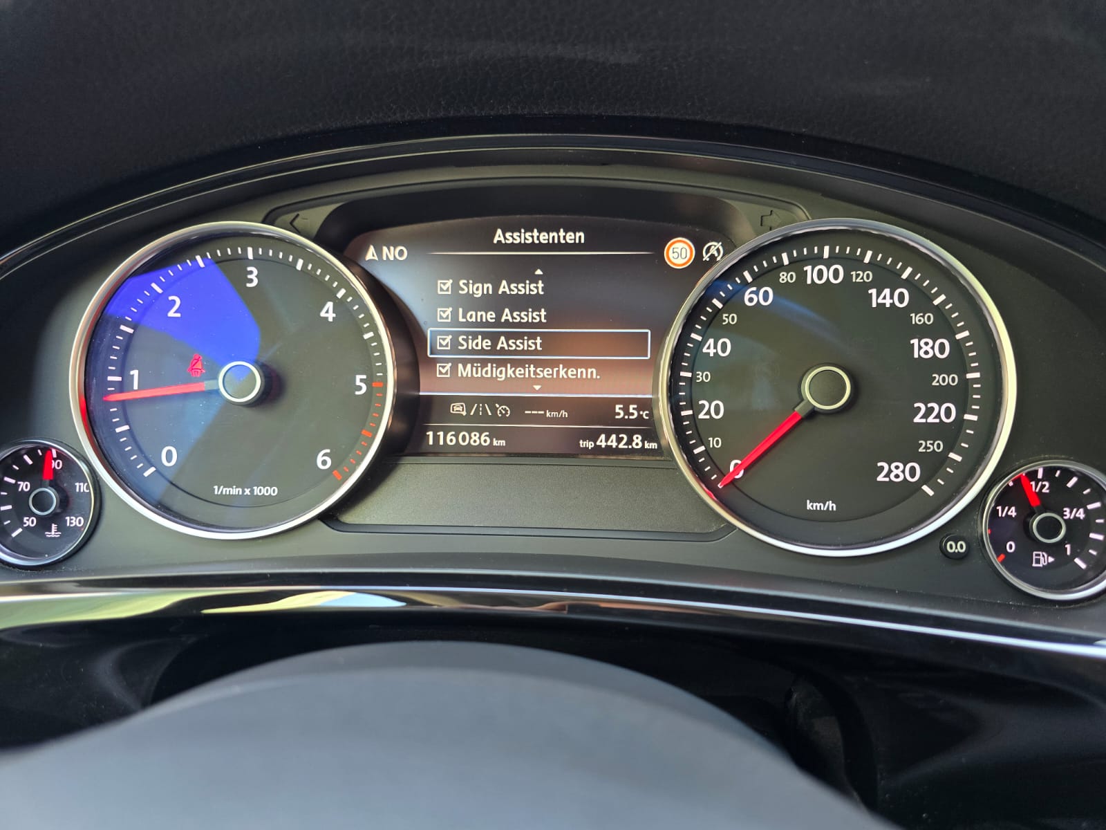 VW Touareg 3.0 TDI BMT Exclusiv Edition Tiptronic-image-11