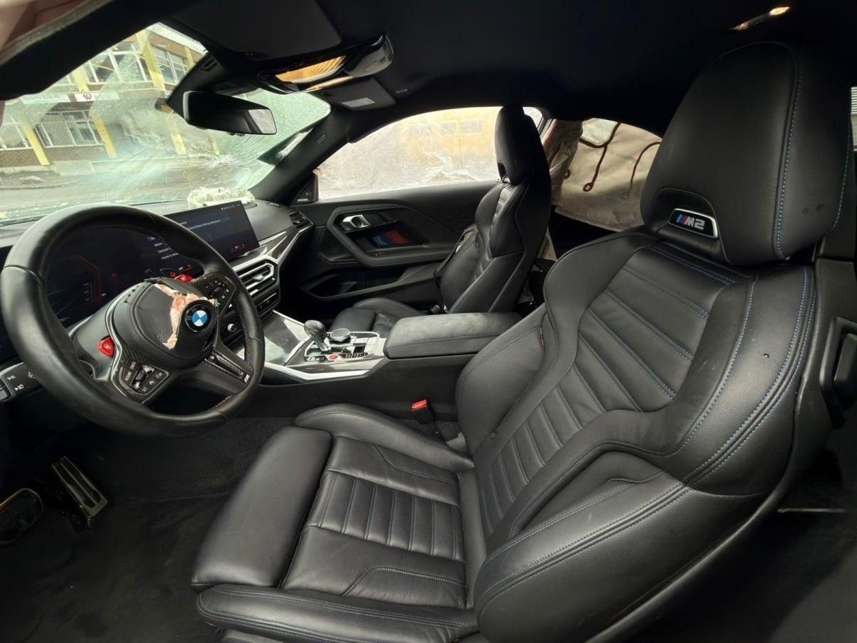BMW M2 Steptronic-image-10