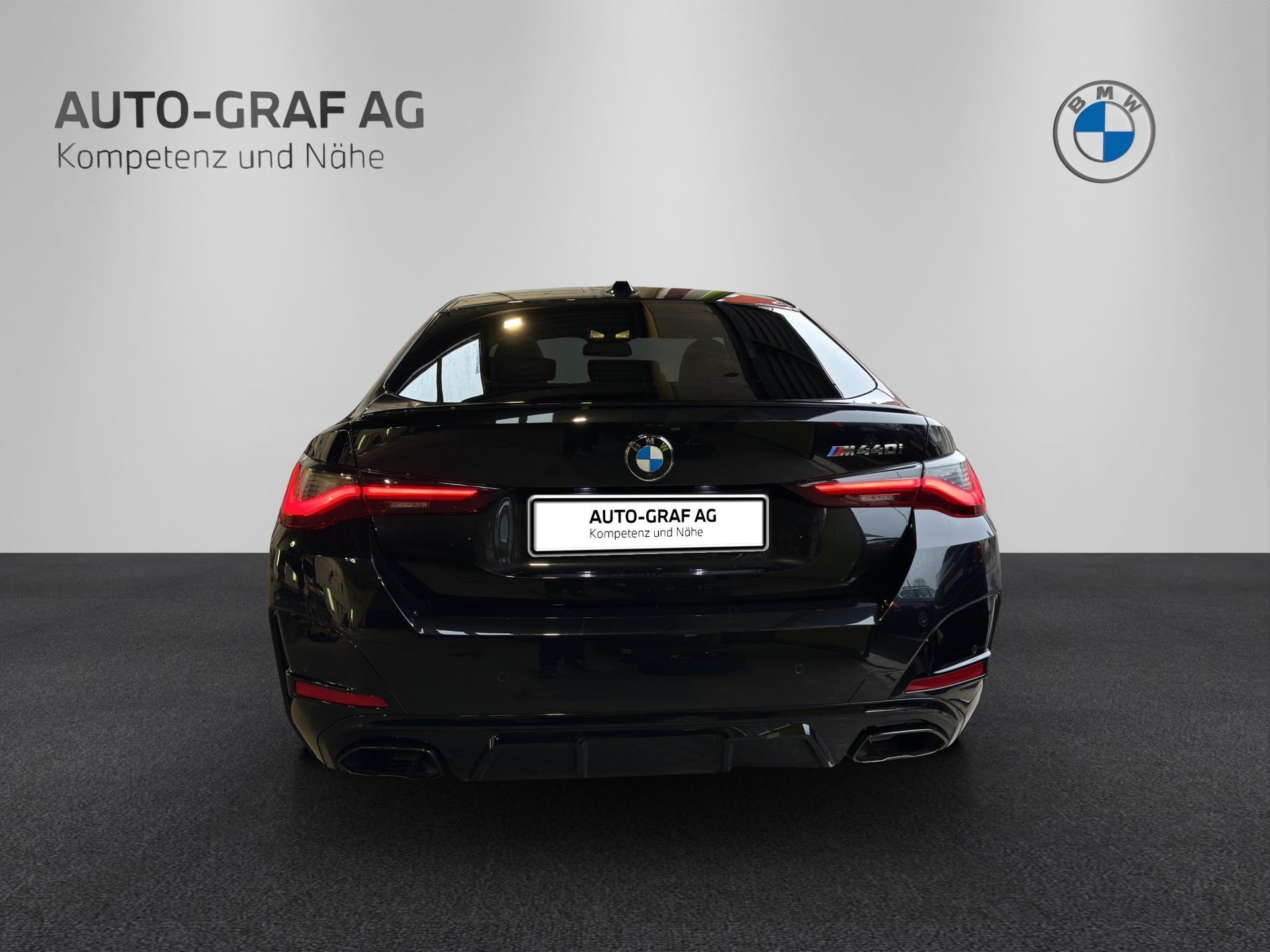 BMW M440i xDrive Gran Coupé M SPORTPAKET PRO-showroom-element-3