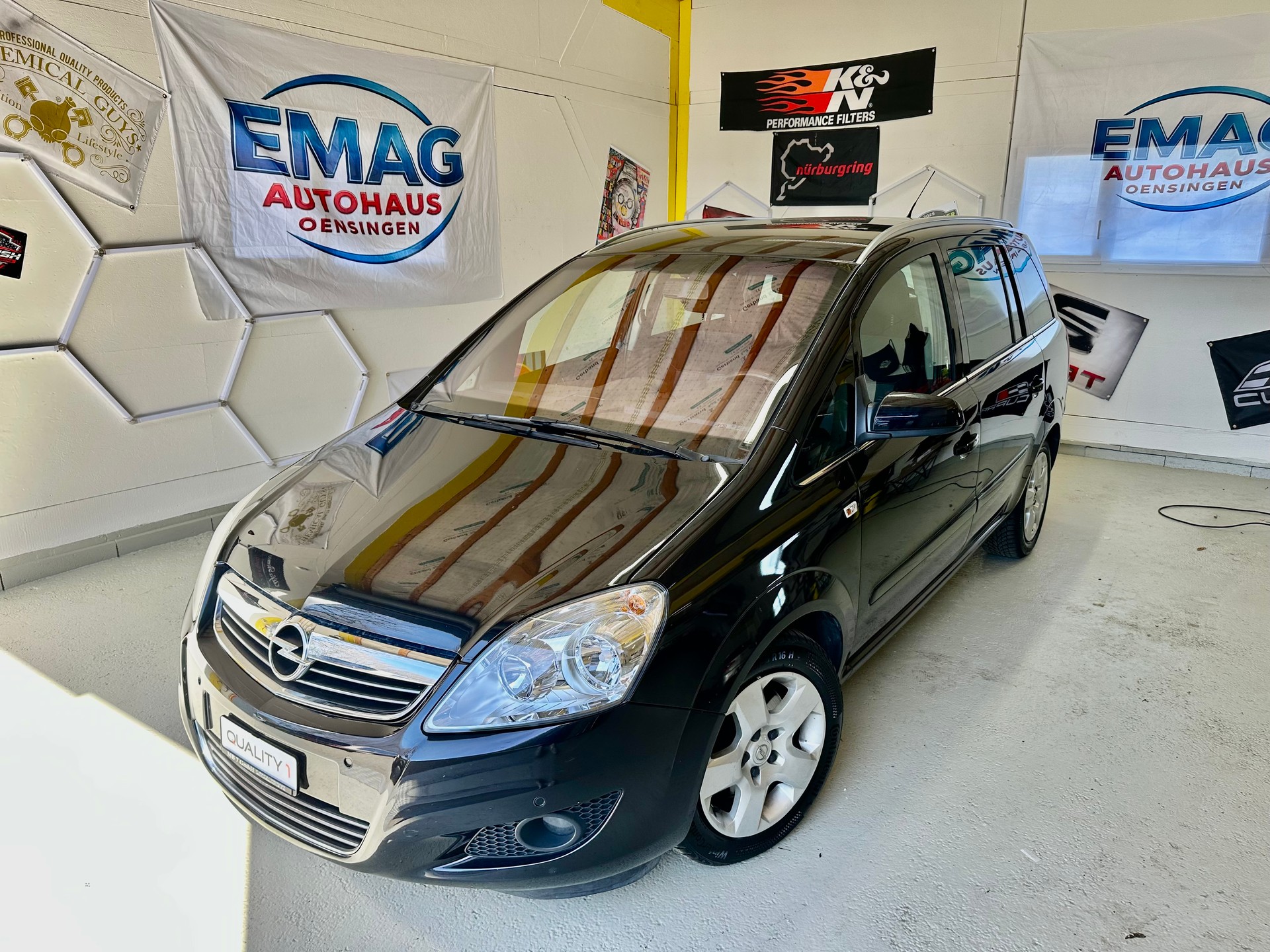 OPEL Zafira 2.2i 16V Enjoy