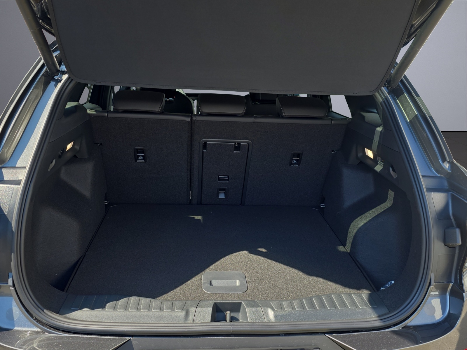 FORD Explorer Extended Range Select-image-13