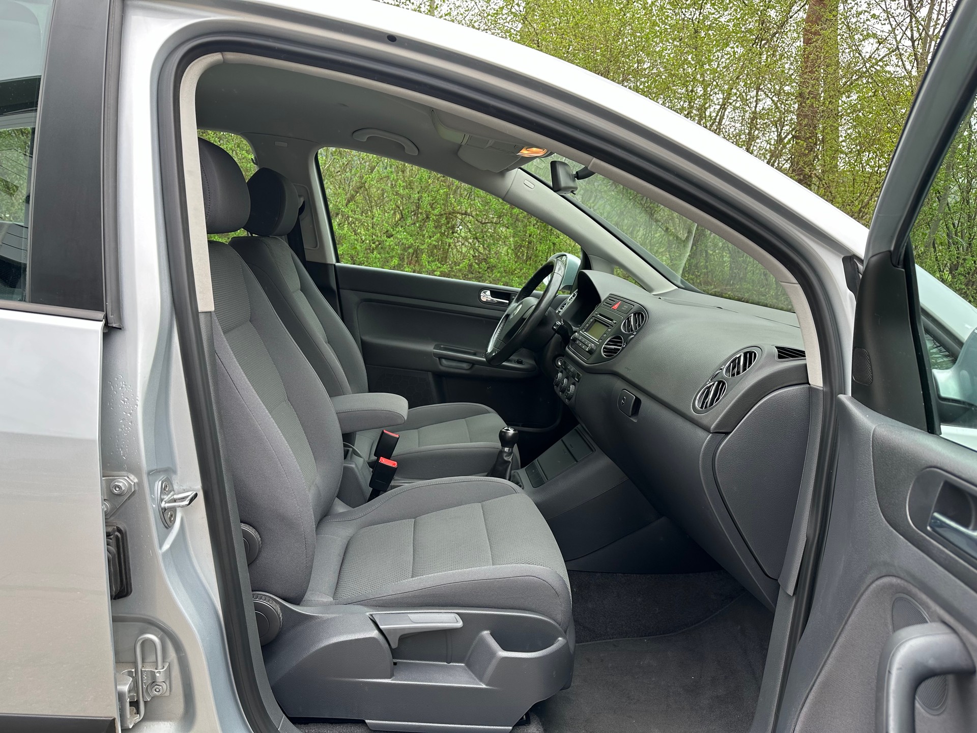 VW Golf Plus 1.6 FSI Comfortline-image-10
