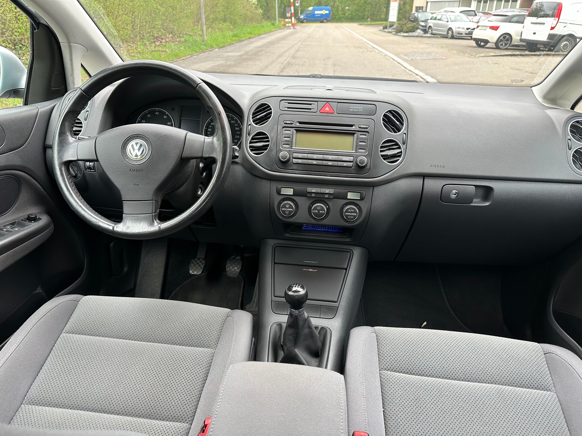 VW Golf Plus 1.6 FSI Comfortline-image-12