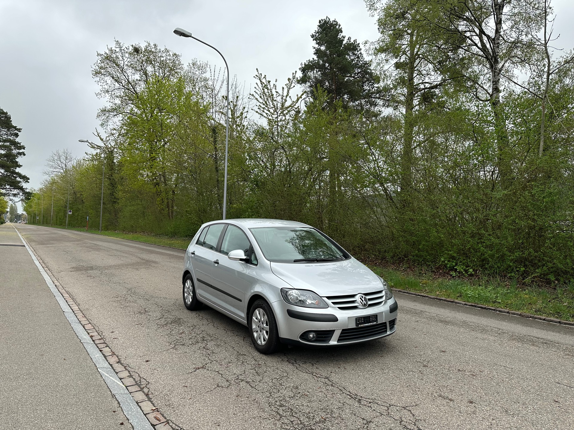 VW Golf Plus 1.6 FSI Comfortline-image-1