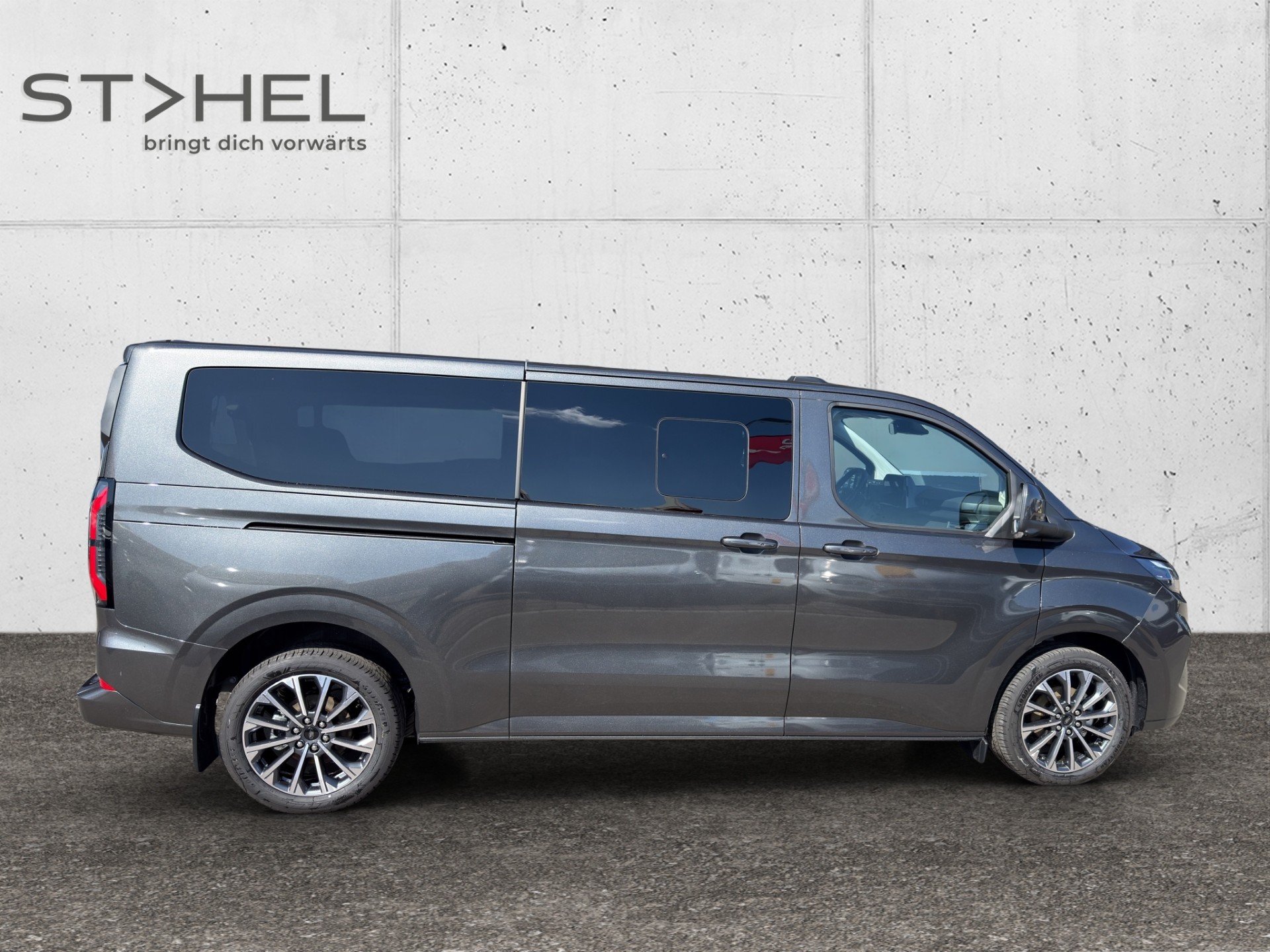FORD Tourneo C Bus 320 L2 2.0 EcoBlue 170 Titanium X-image-7