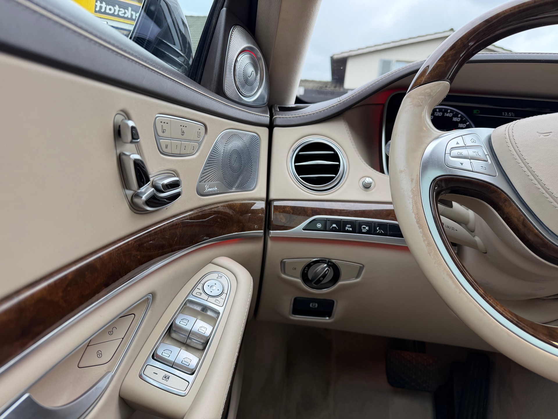 MERCEDES-BENZ S 500 L 4Matic 7G-Tronic-image-8