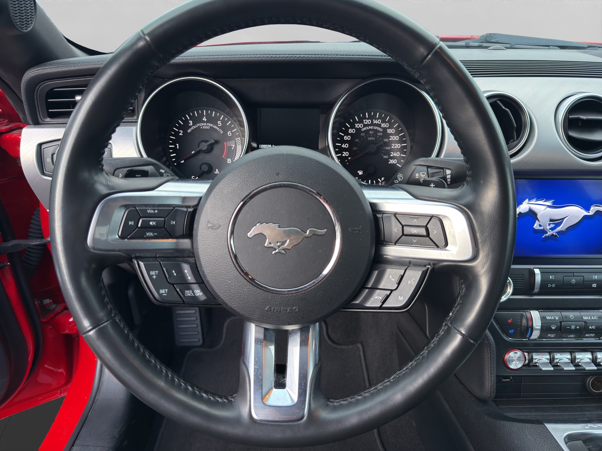 FORD Mustang Fastback 5.0 V8 GT Automat-image-9