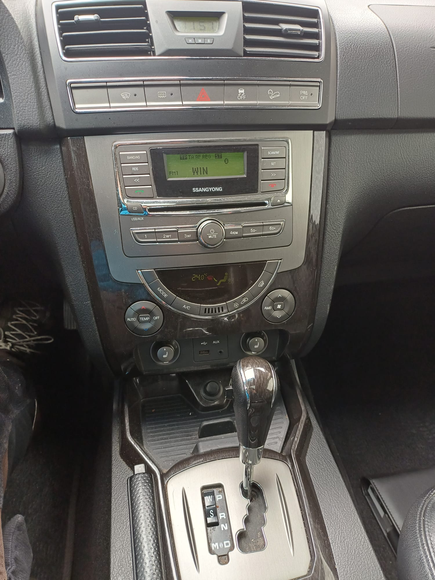 KGM-SsangYong RX 200 e-XDi Sapphire-image-7