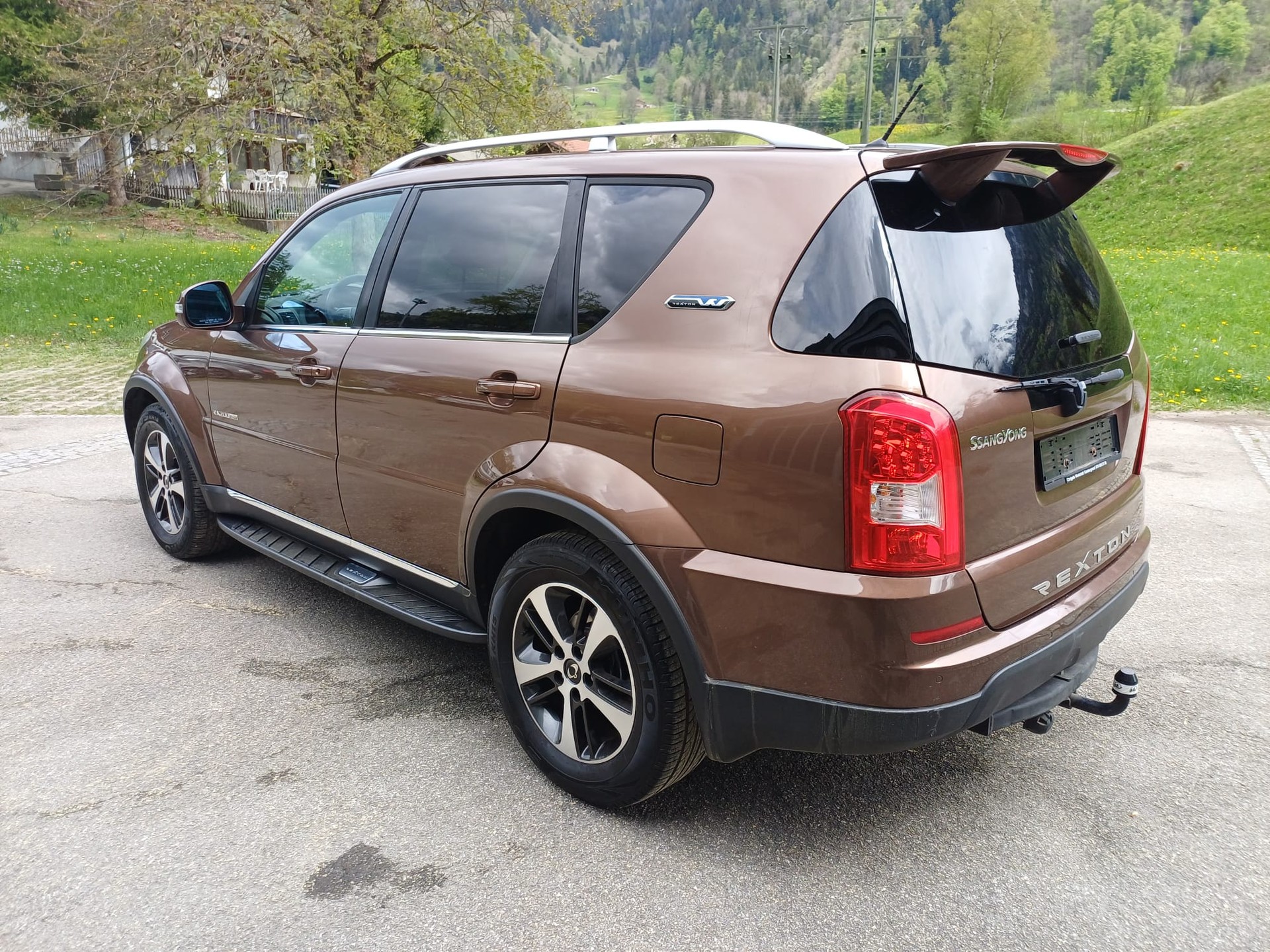 KGM-SsangYong RX 200 e-XDi Sapphire-image-2