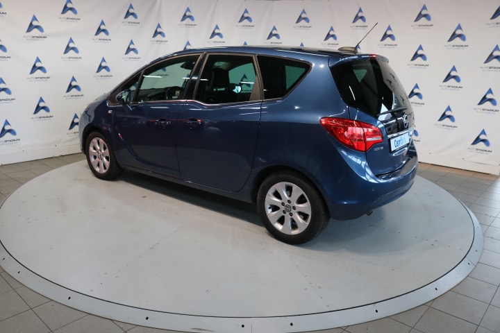 OPEL Meriva 1.4 Turbo Cosmo-image-14