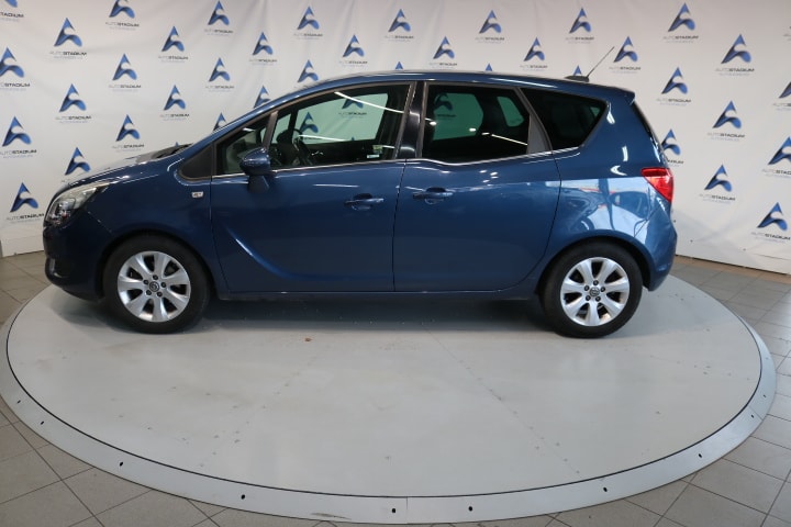OPEL Meriva 1.4 Turbo Cosmo-image-12