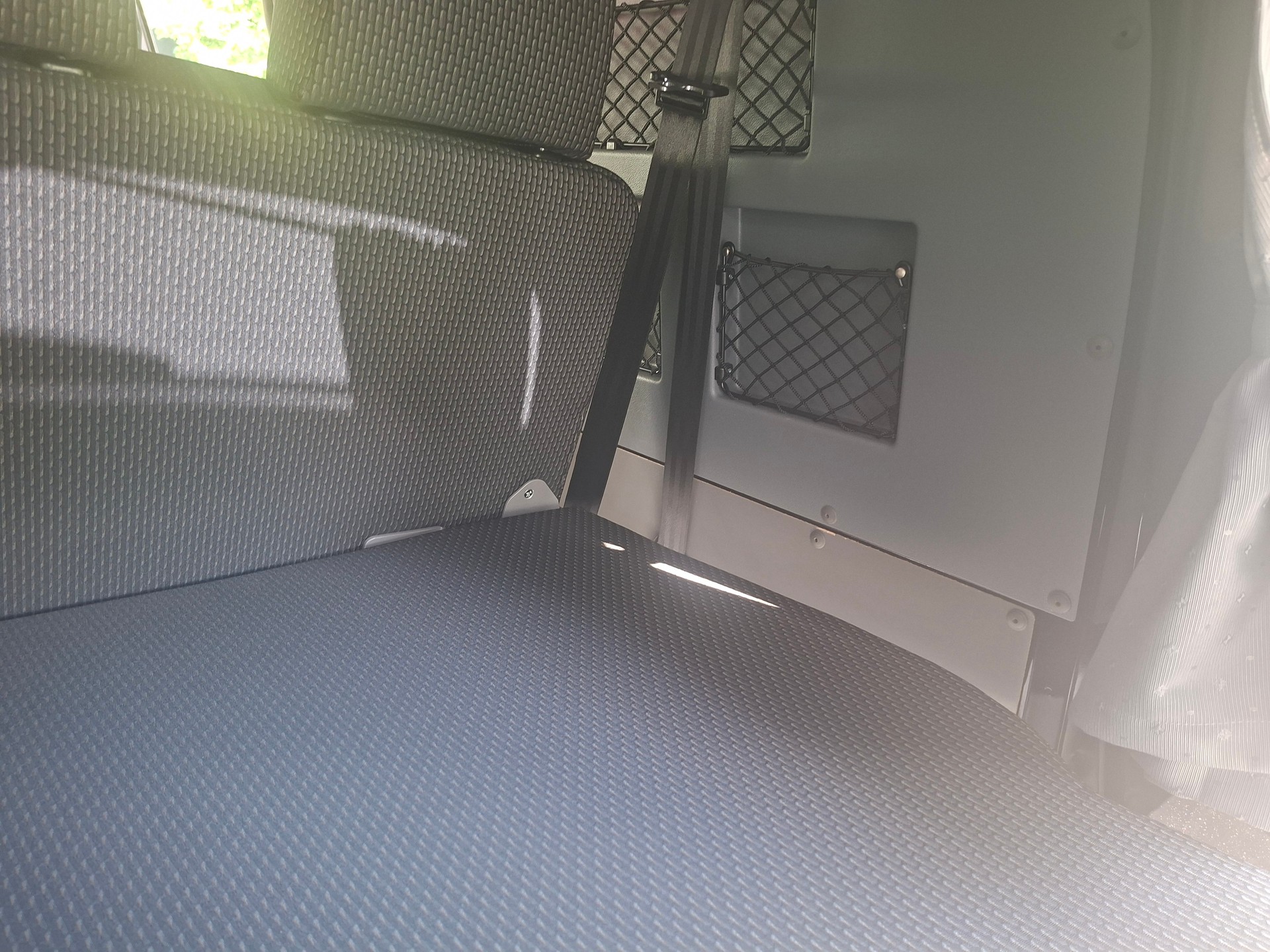 VW T6.1 2.0TDI 150PS MAREMONTI COMFORT CAMPER 5SITZE-image-12