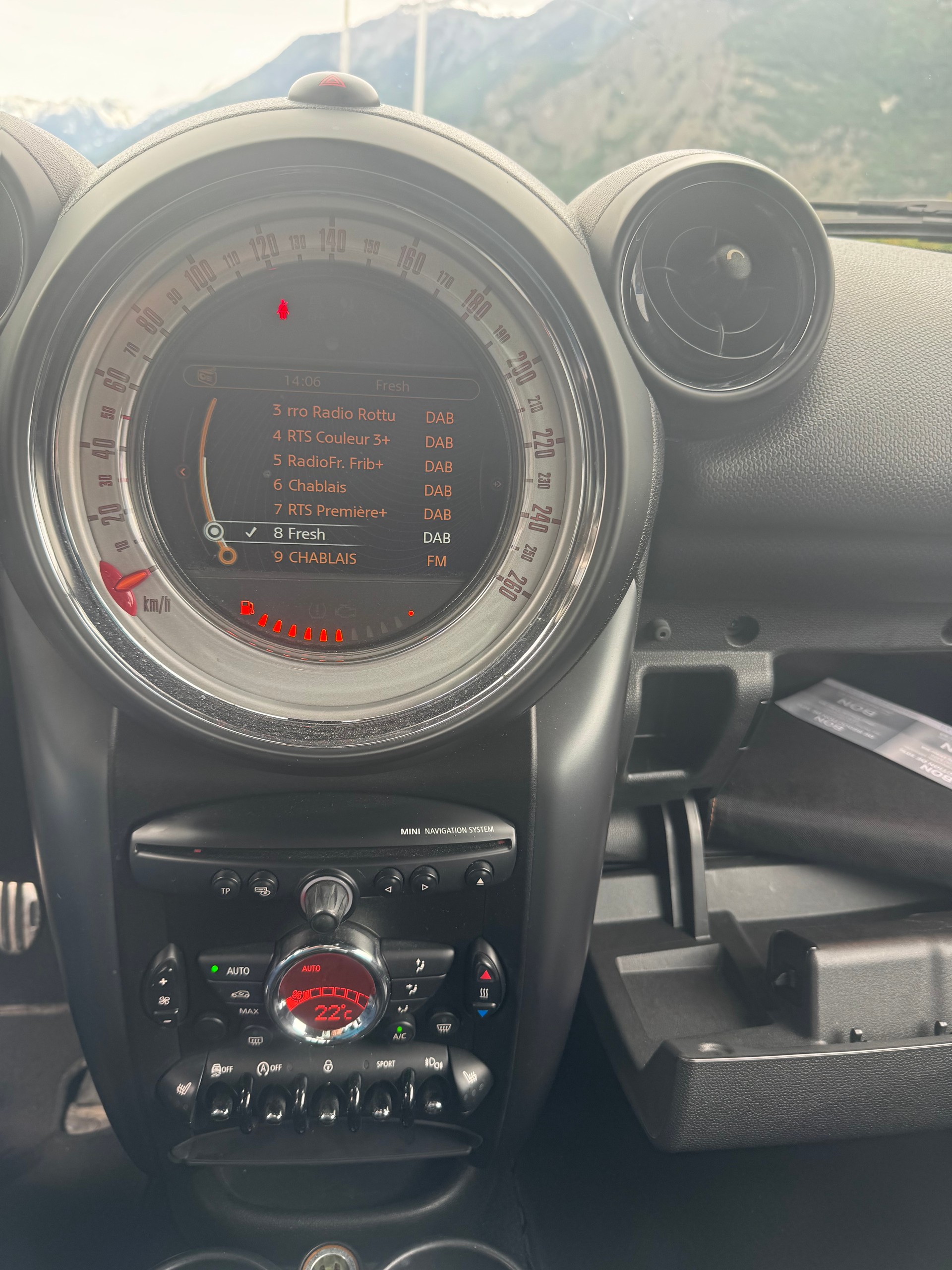 MINI Countryman Cooper SD ALL4 Snowhill-image-10