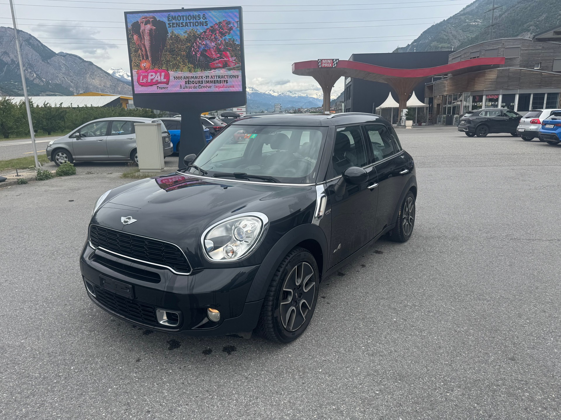 MINI Countryman Cooper SD ALL4 Snowhill-image-5