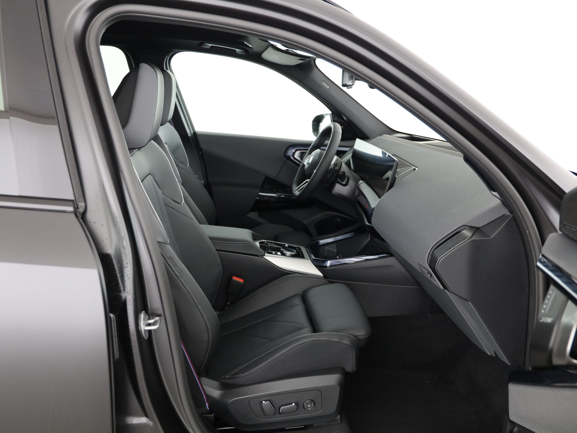 BMW X3 20i xDrive-image-11