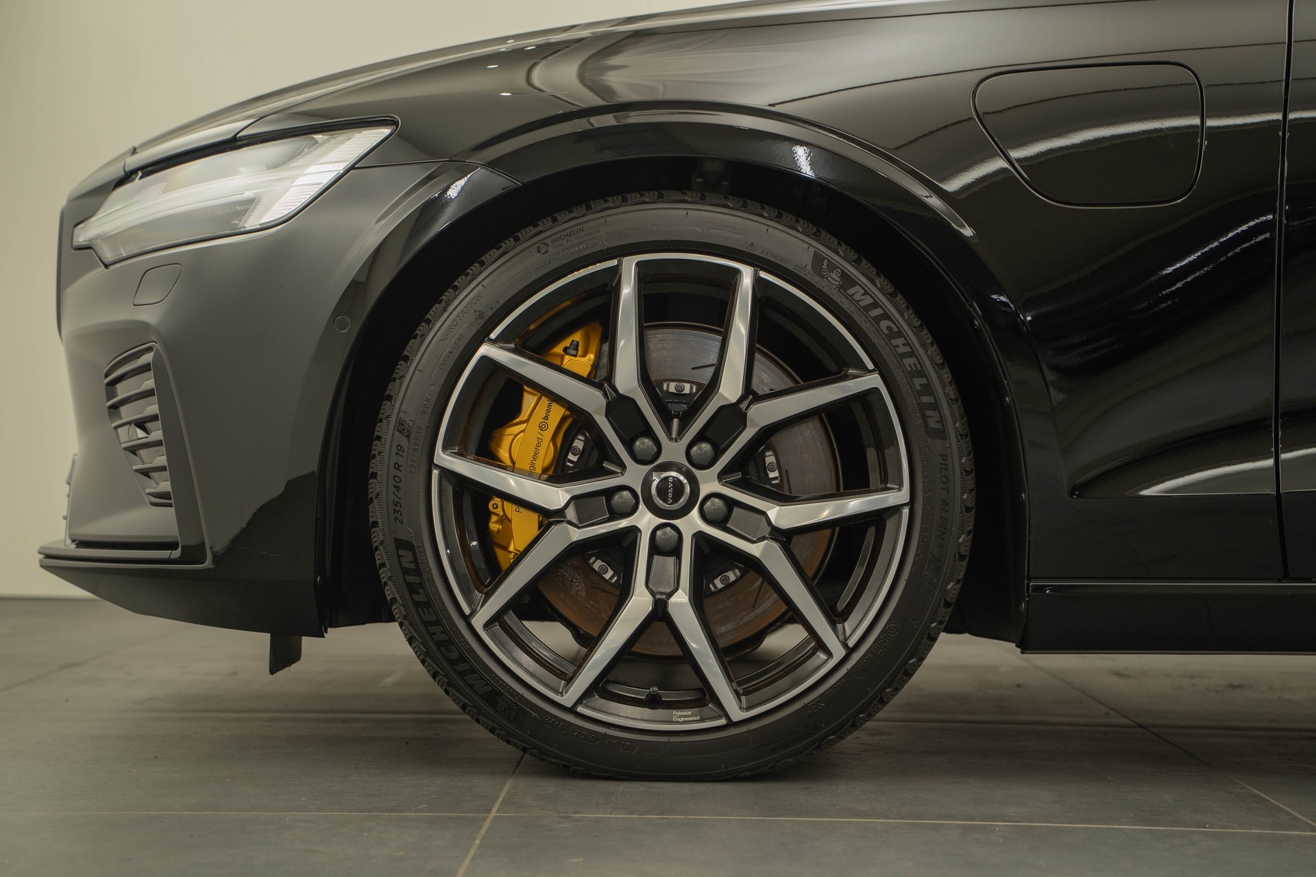 VOLVO V60 2.0 T8 TE Polestar eAWD-image-14