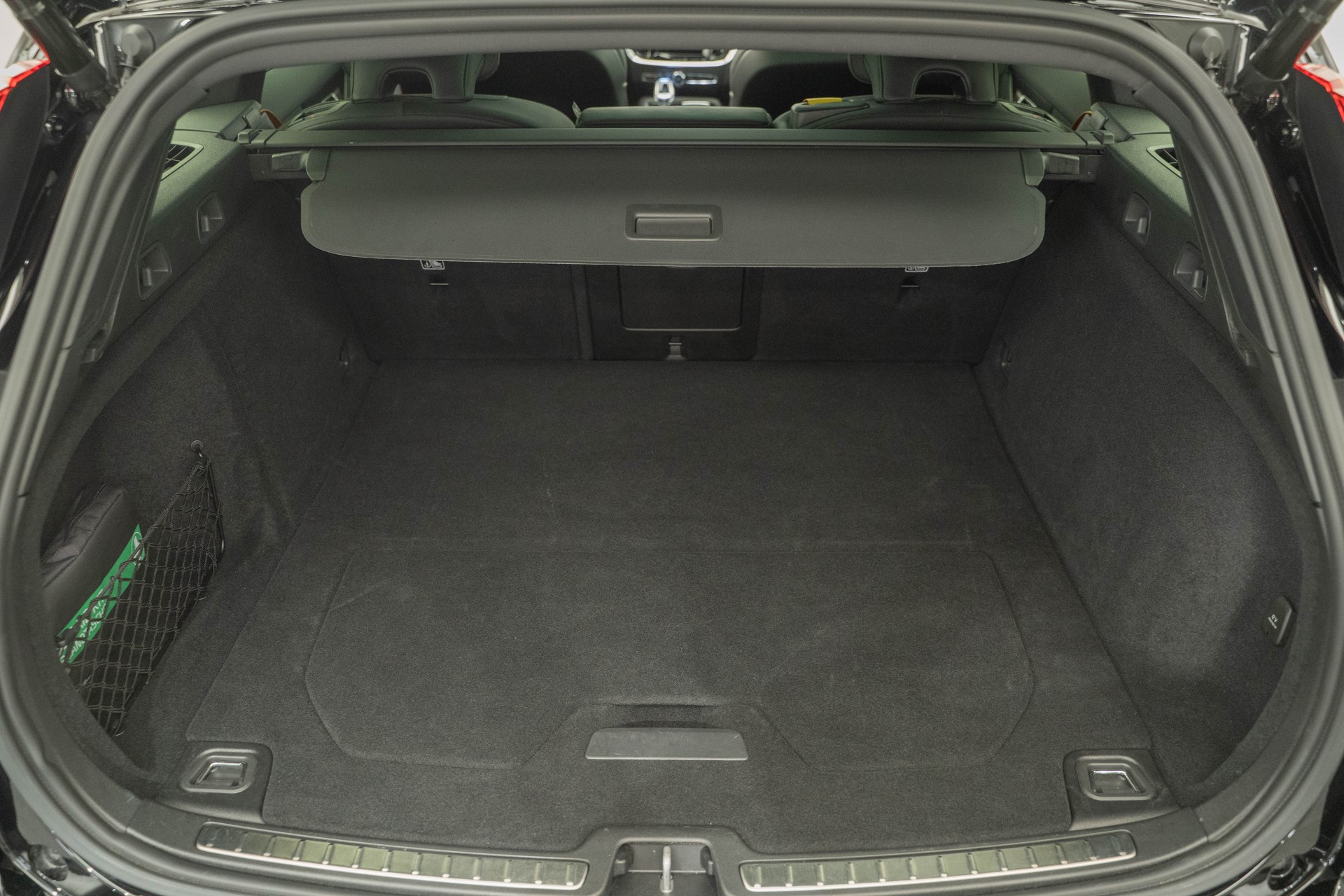 VOLVO V60 2.0 T8 TE Polestar eAWD-image-4