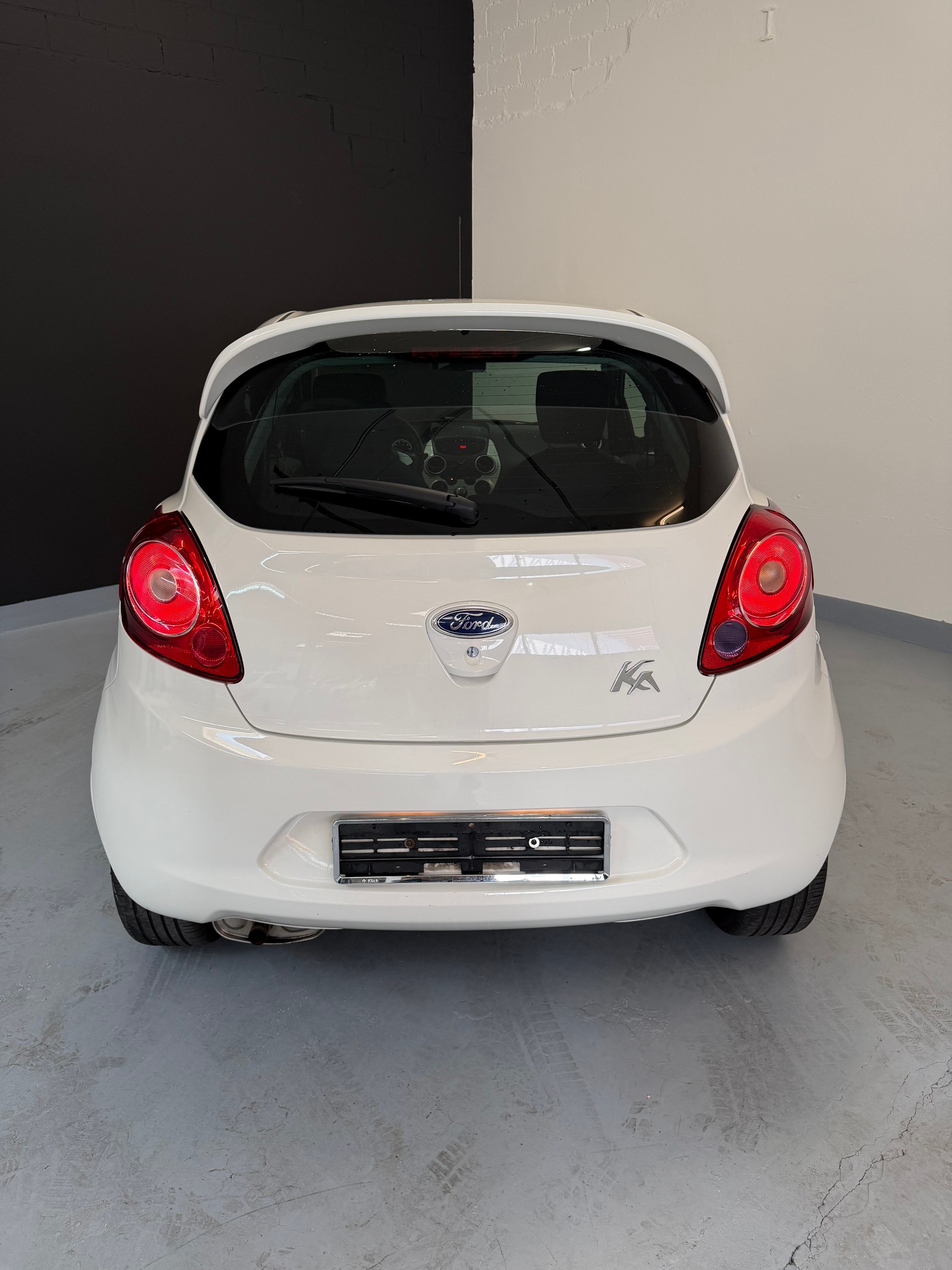 FORD KA 1.25 Ambiente ***CH-Fahrzeug***-image-4