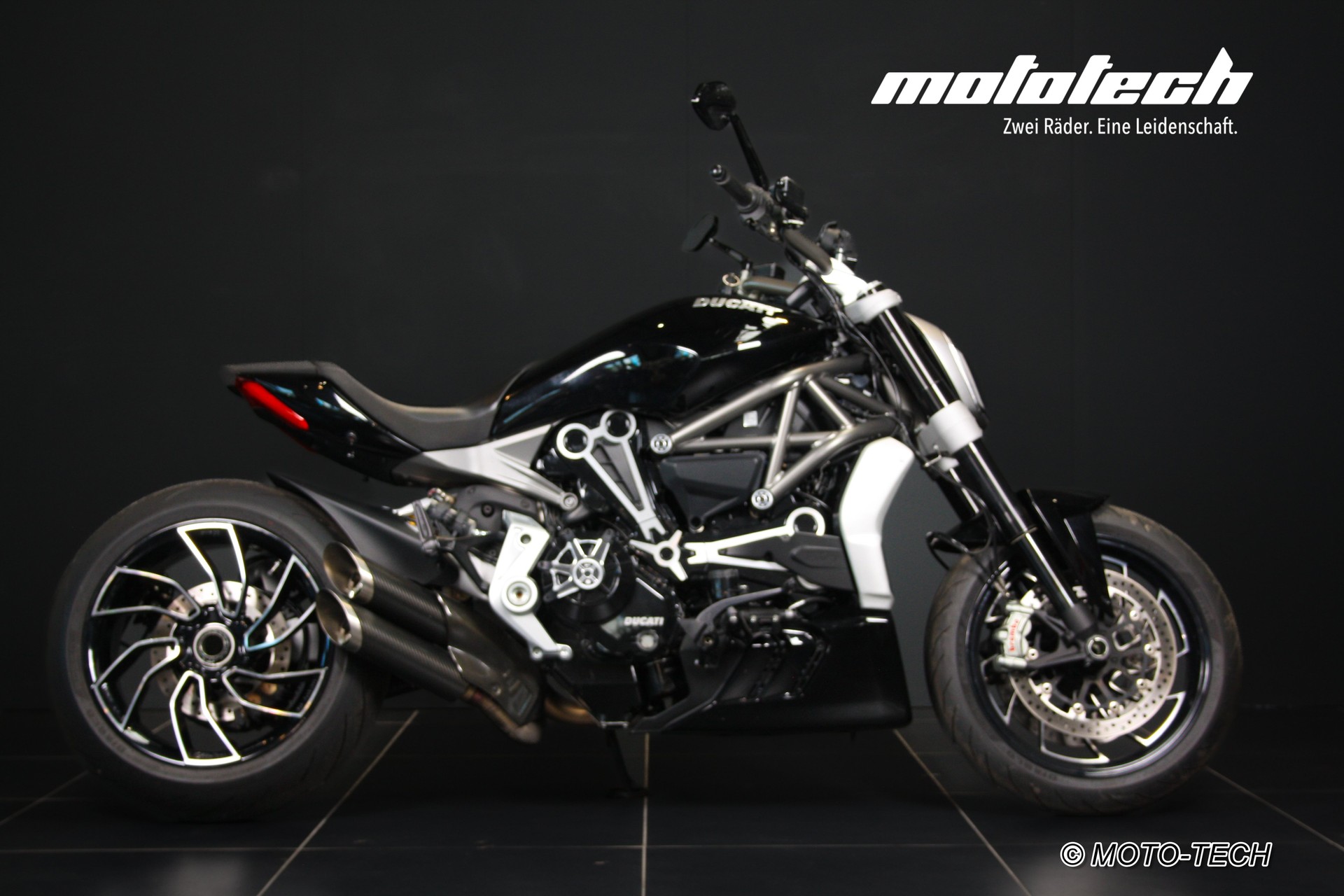 DUCATI XDiavel 1260 S-image-1