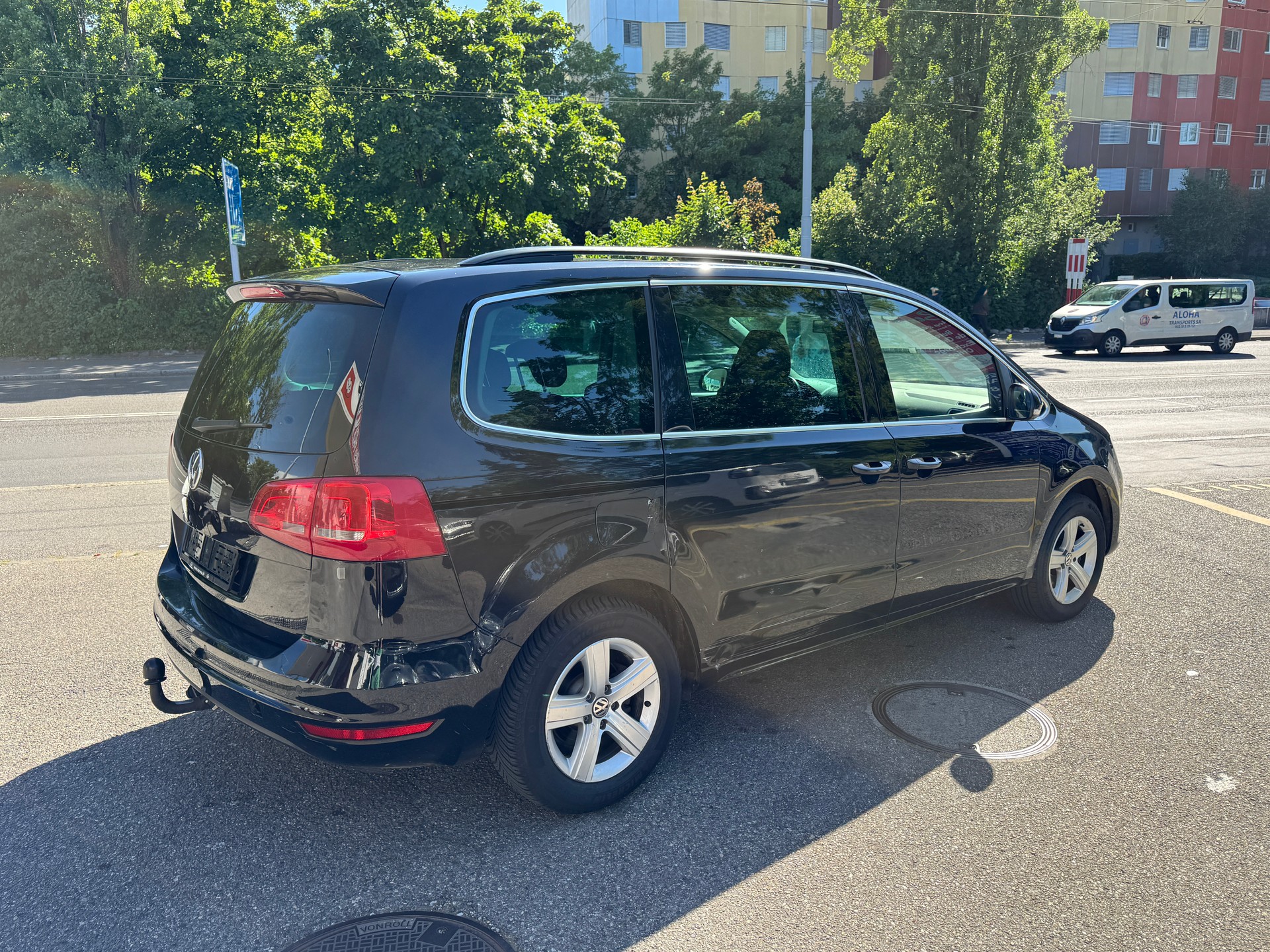 VW Sharan 2.0 TDI BMT Comfortline 4Motion-image-3