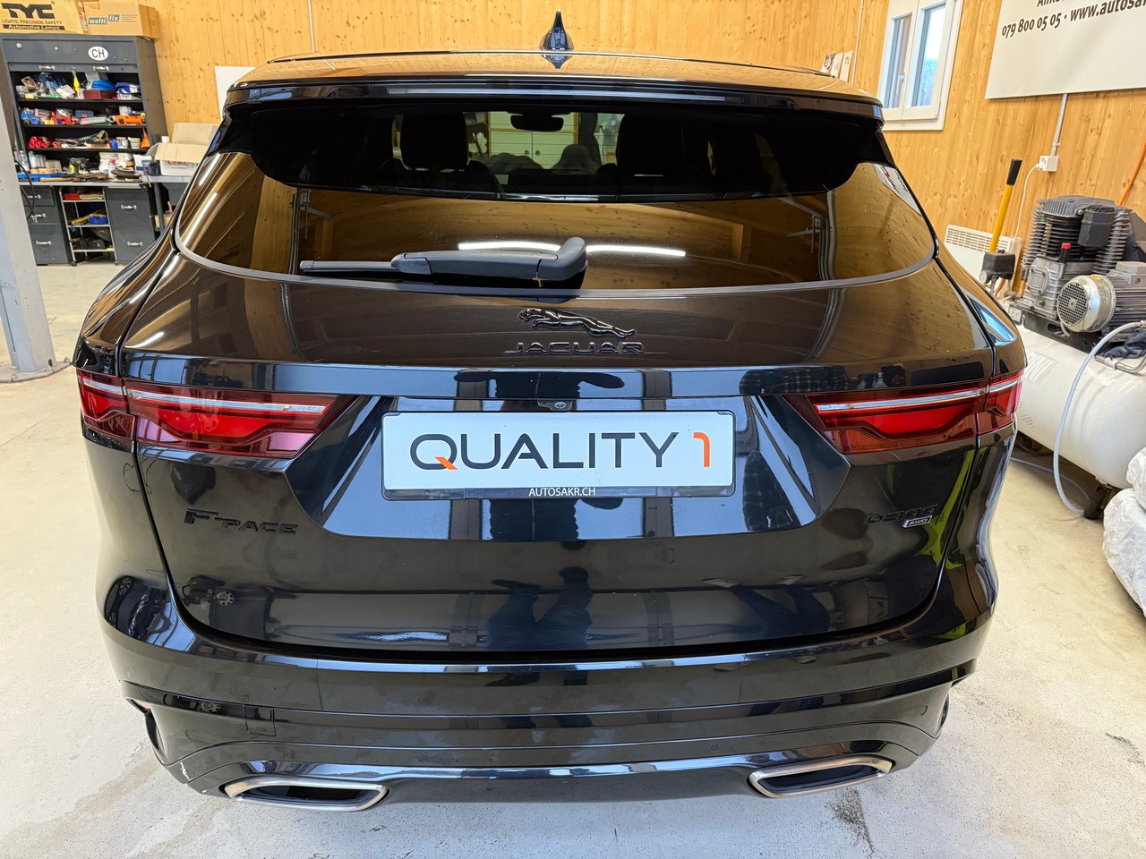 JAGUAR F-Pace 3.0 D300 R-Dynamic MHEV SE AWD-image-4