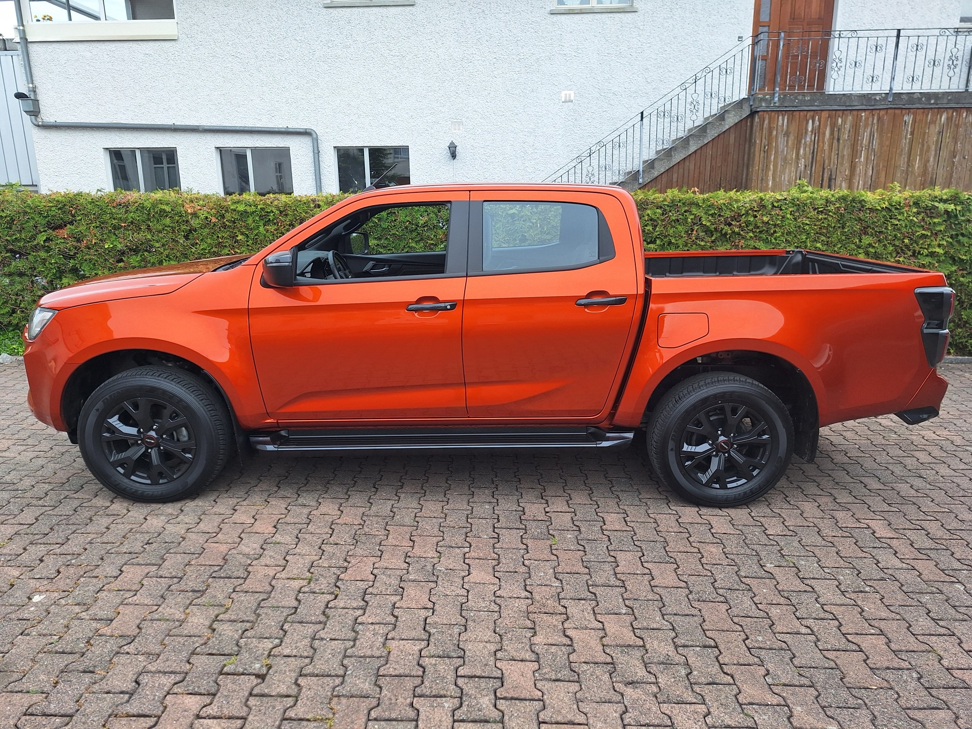 ISUZU D-Max DK 4x4 LSE-image-3