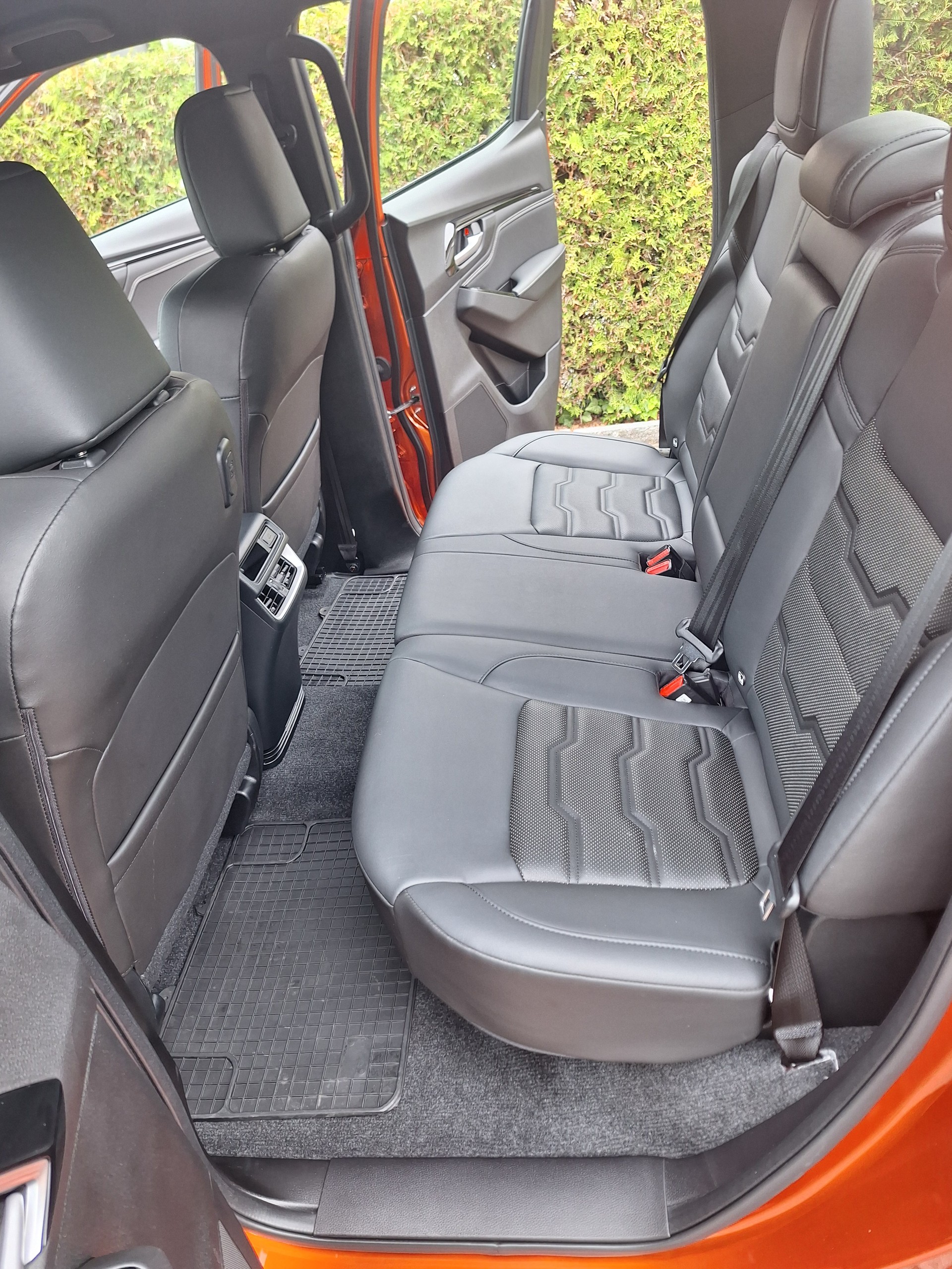 ISUZU D-Max DK 4x4 LSE-image-6