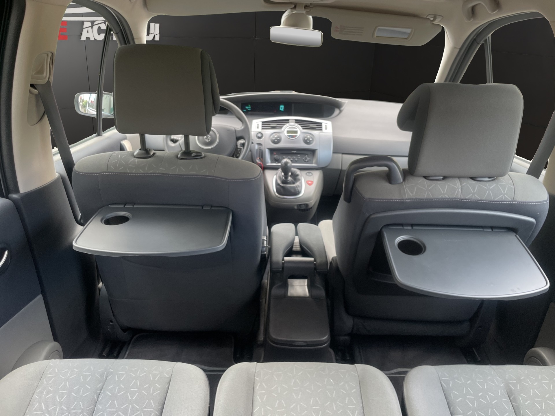 RENAULT Scénic 1.6 16V Expression-image-11