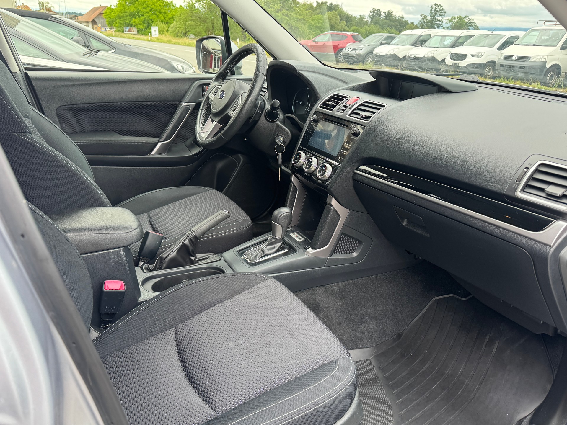 SUBARU Forester 2.0D Swiss Lineatronic-image-7