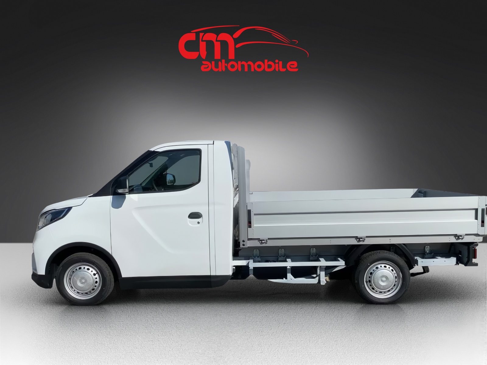 MAXUS eDELIVER 3 50kWh Brücke-showroom-element-3