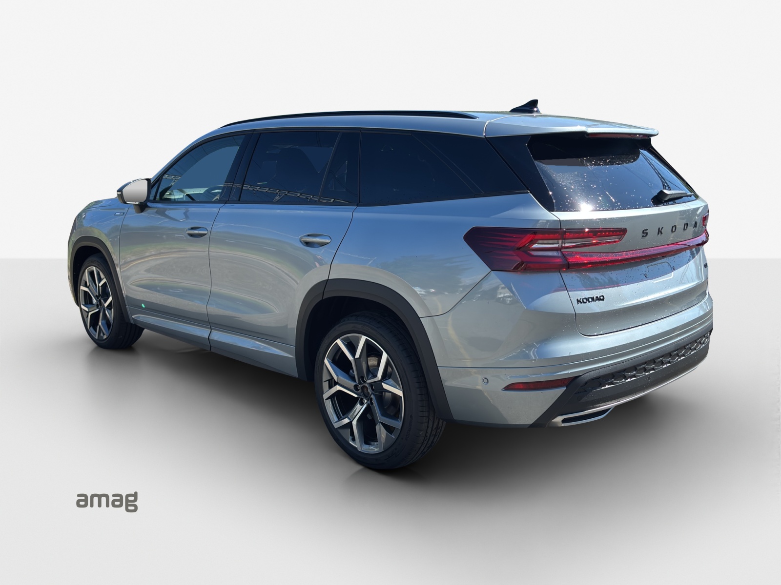 SKODA Kodiaq 2.0 TSI Sportline 4x4-showroom-element-2