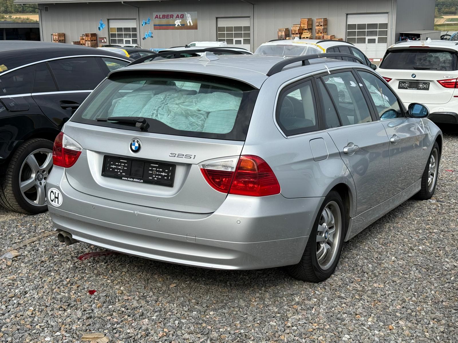 BMW 325i Touring *HAGELSCHADEN* **Jetzt nur noch CHF 5'900.- statt CHF 10'900.-**-image-8