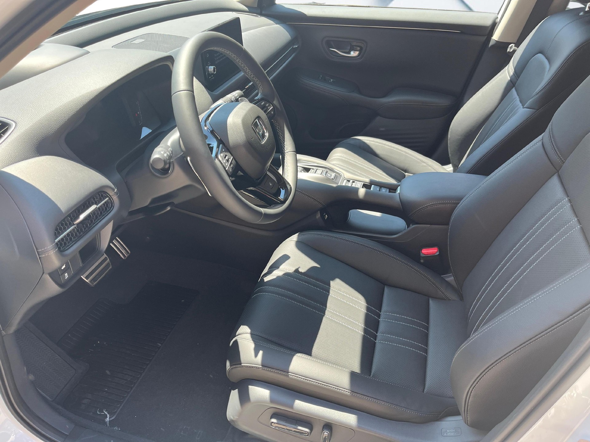HONDA ZR-V 2.0 i-MMD Advance Hybrid mit Honda Aktionsleasing 1.9% und 8 Jahren Garantie-image-8