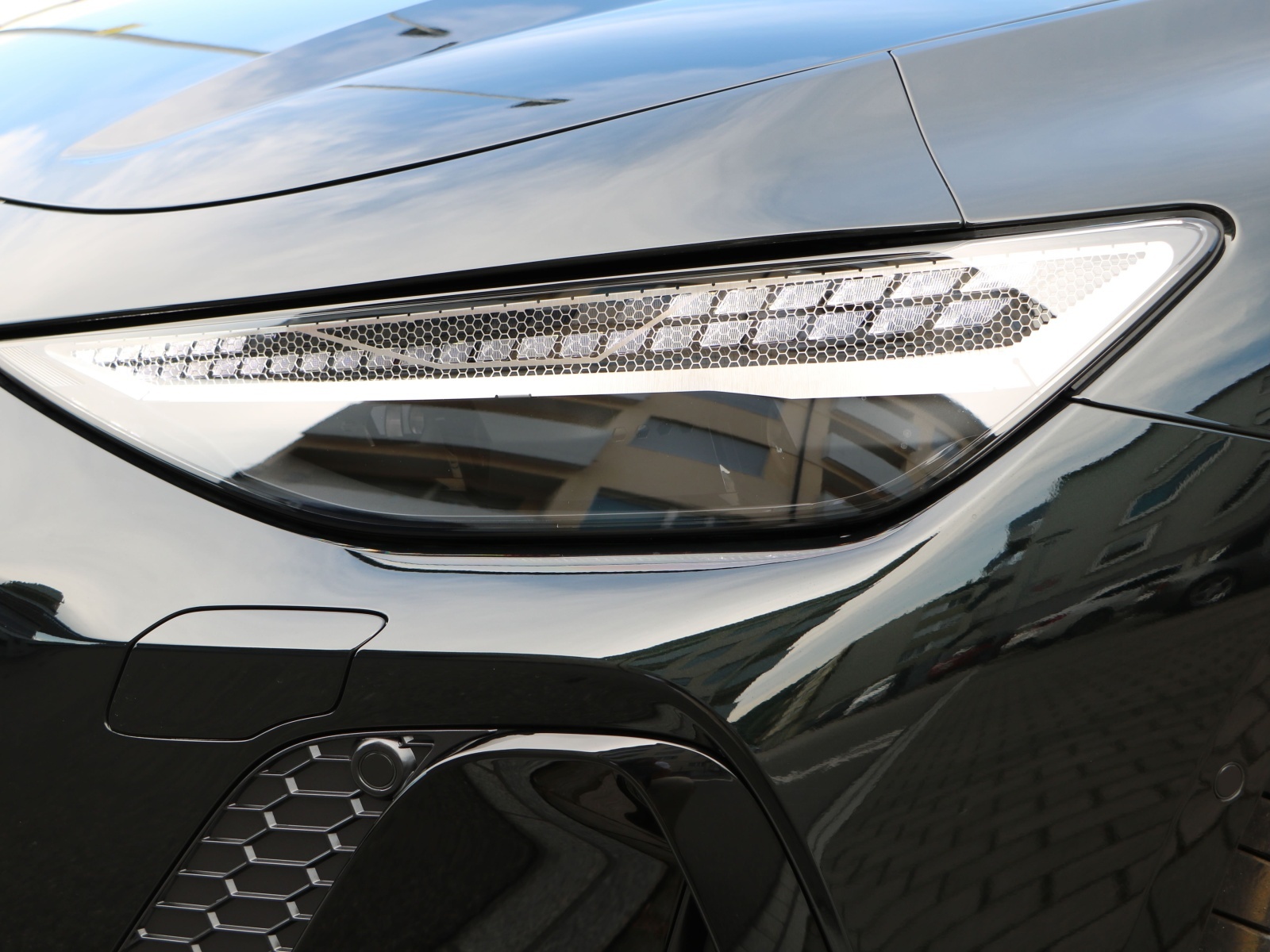 AUDI A6 Avant e-hybrid quattro 220 kW S tronic-image-7