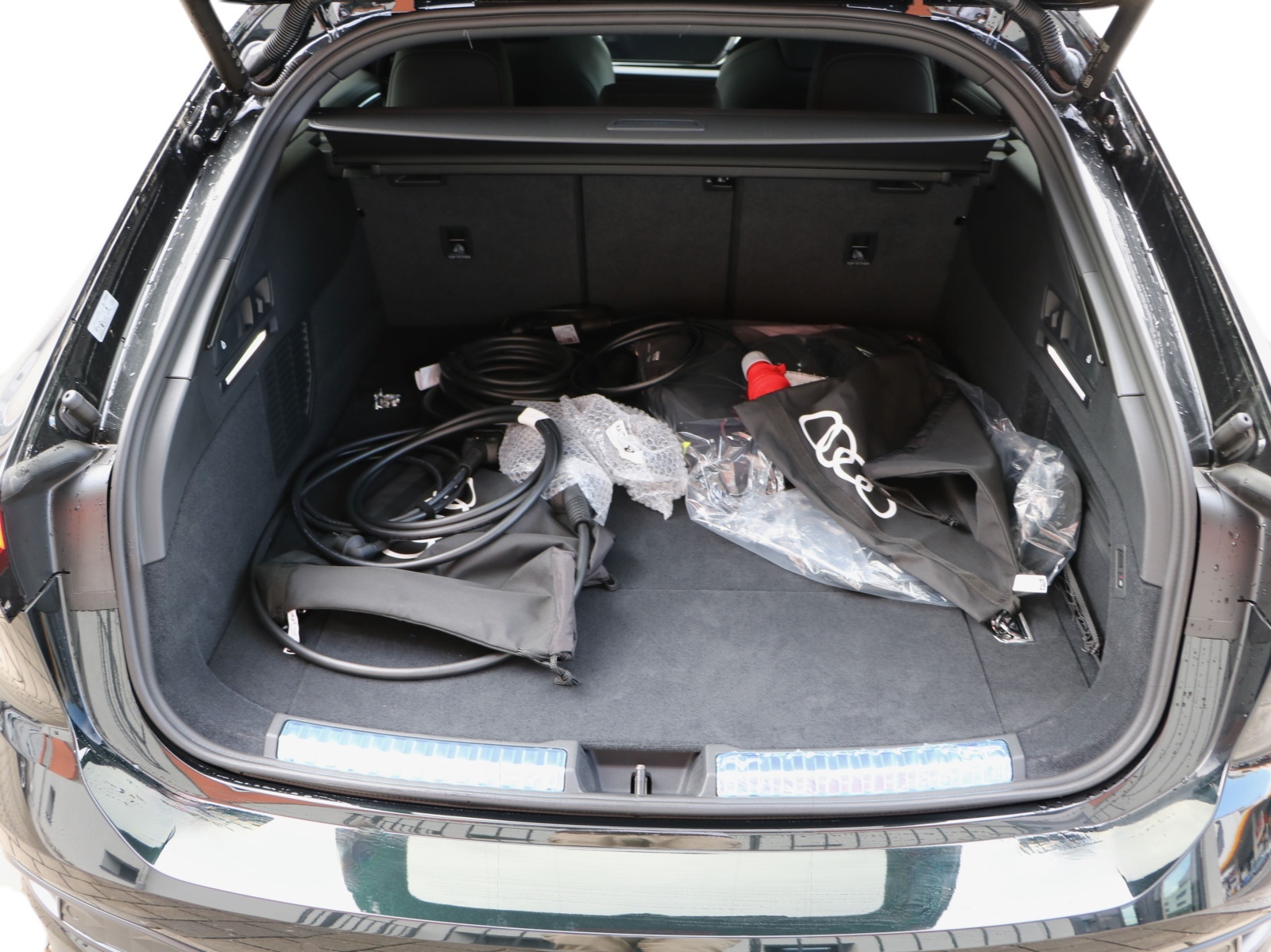 AUDI A6 Avant e-hybrid quattro 220 kW S tronic-image-9