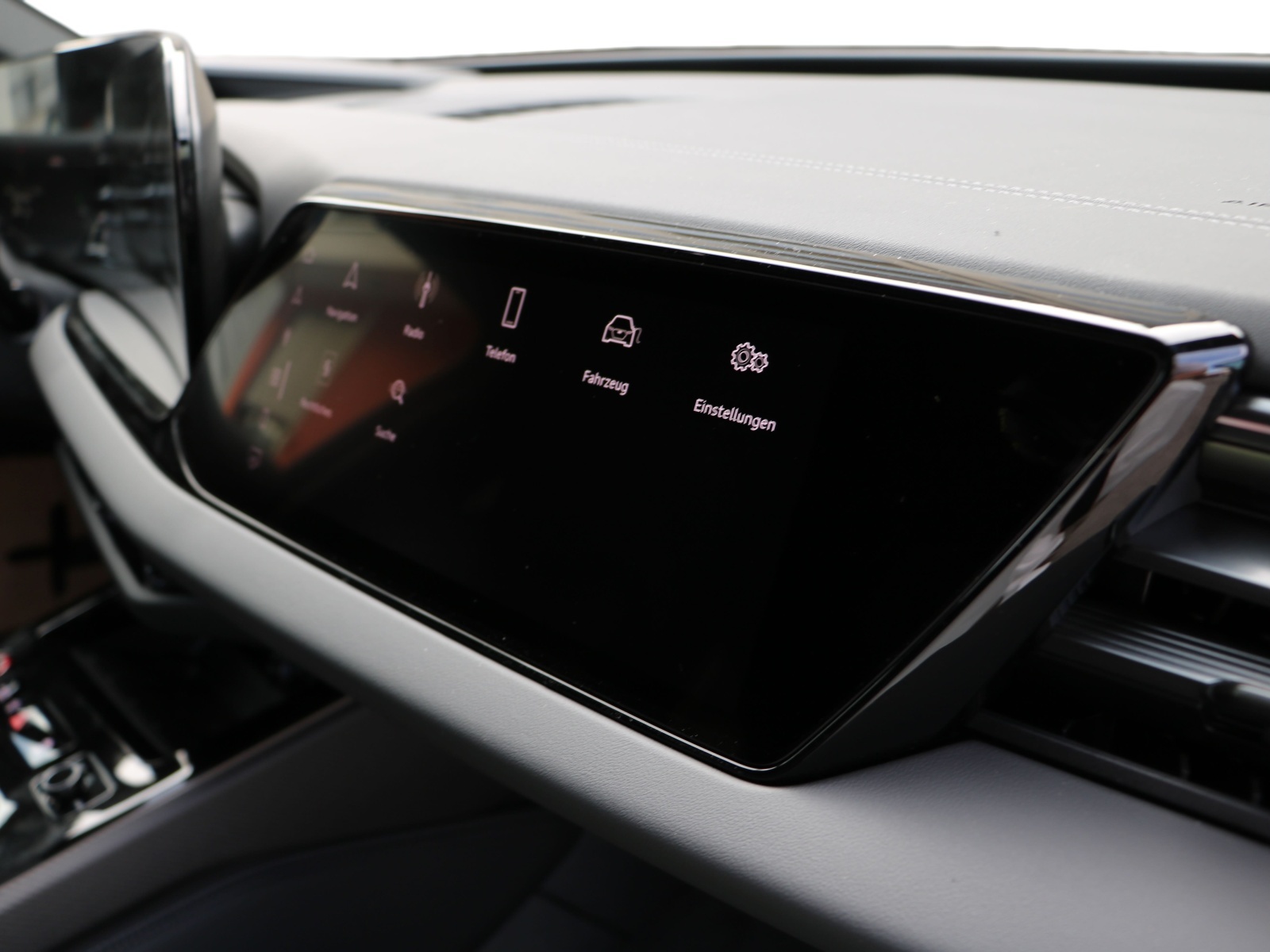 AUDI A6 Avant e-hybrid quattro 220 kW S tronic-image-12
