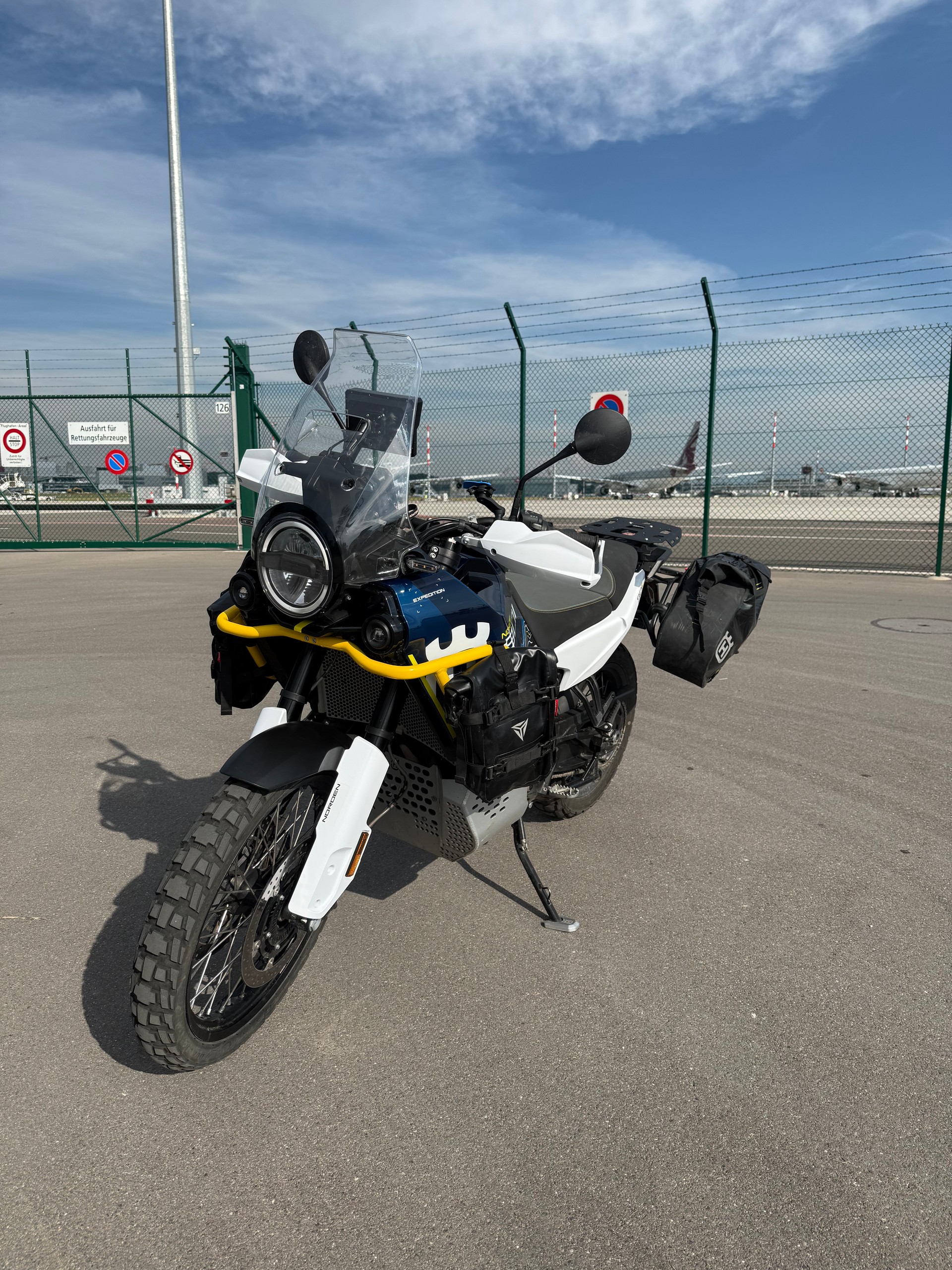 HUSQVARNA Norden 901-image-0