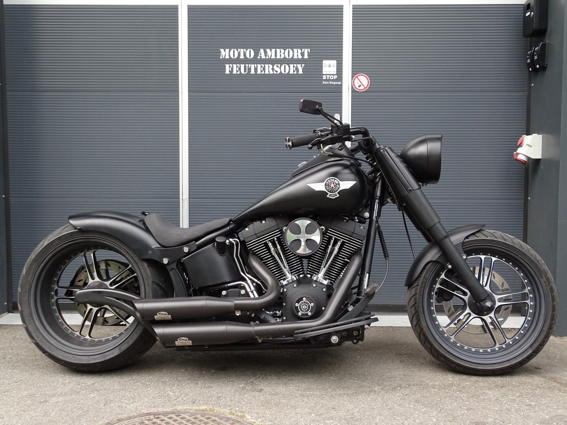 HARLEY-DAVIDSON FLSTFB Fat Boy Special-image-0
