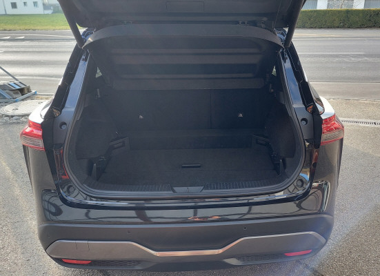 NISSAN Qashqai 1.3 MHEV Tekna+ 4x4-image-14