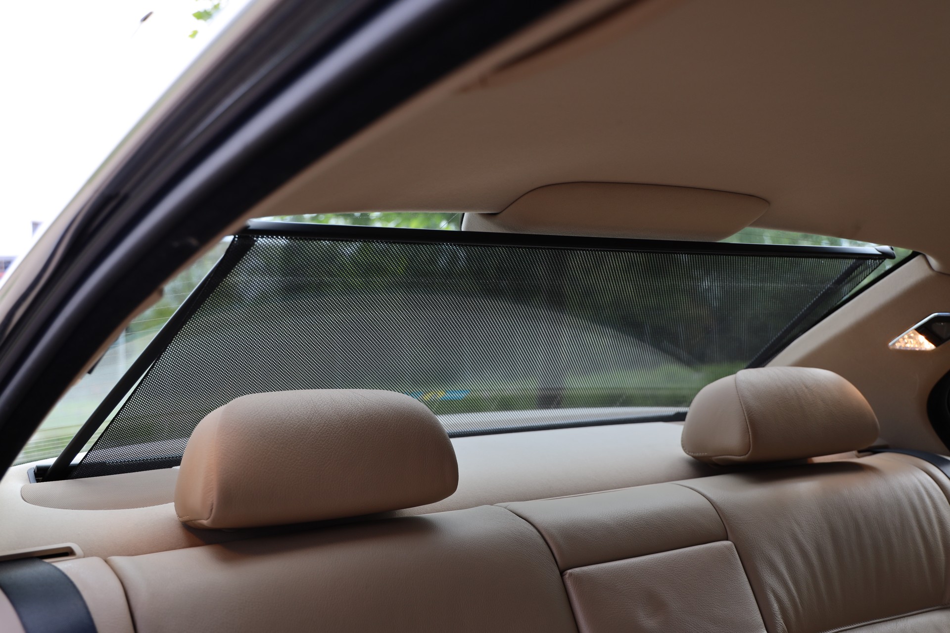BMW 328i-image-15