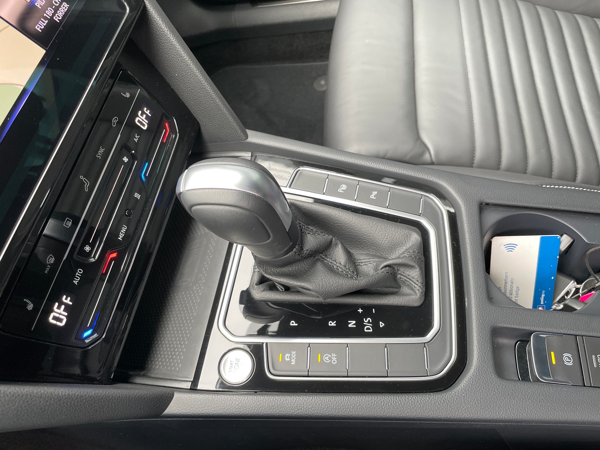 VW Passat Alltrack 2.0 TSI 4Motion DSG mit AHK und Standheizung-image-23