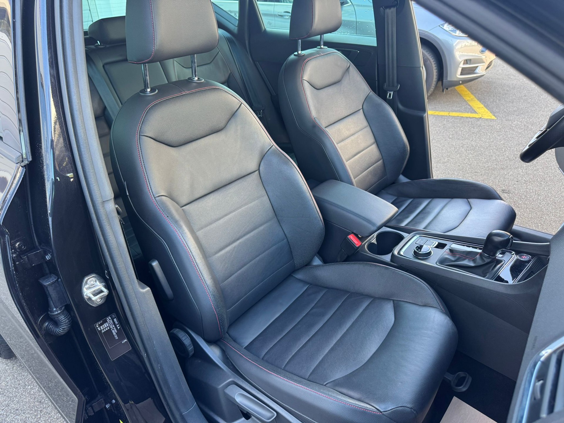 SEAT Ateca 2.0 TSI FR 4Drive DSG-image-13