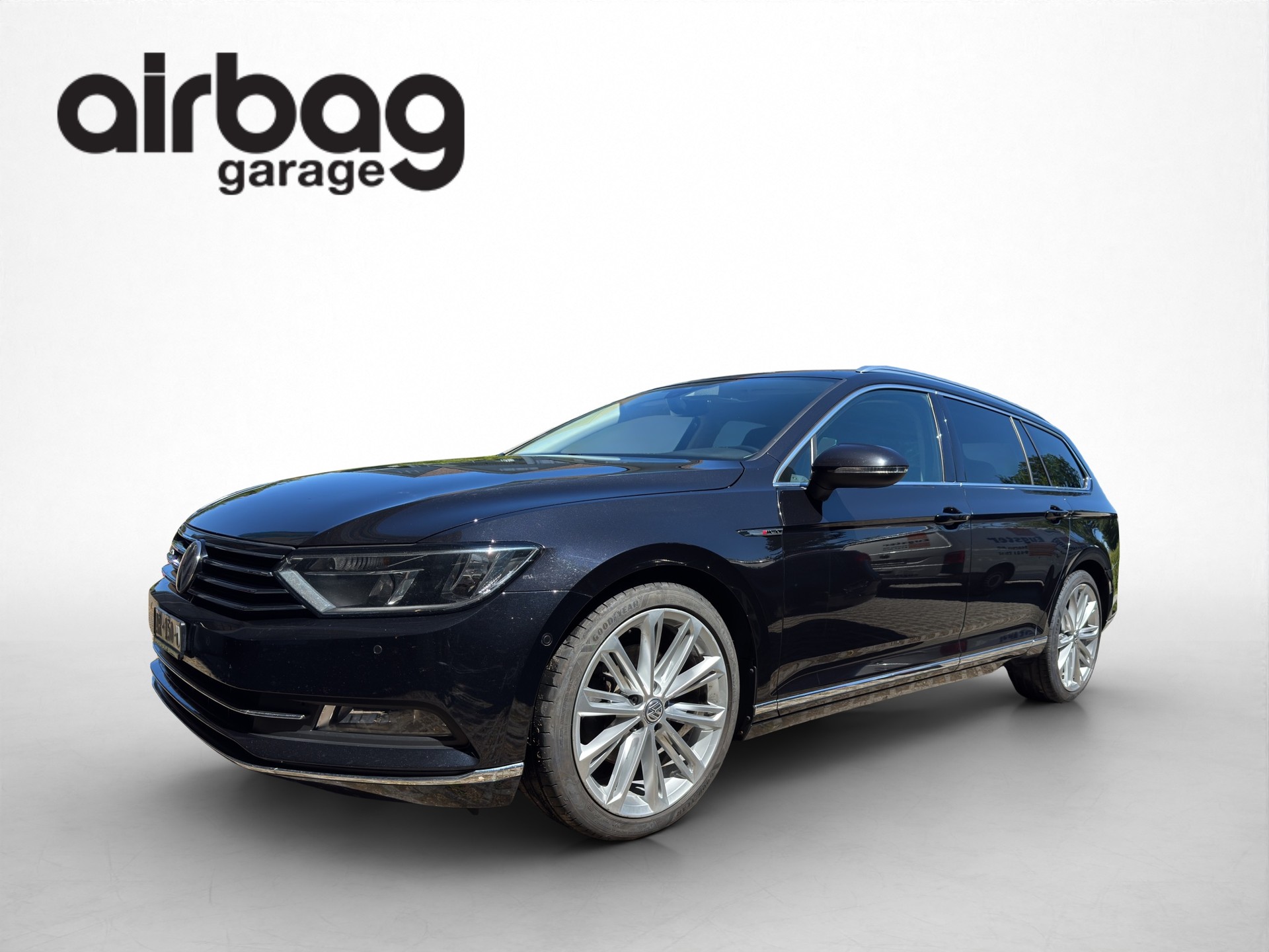 VW Passat Variant 2.0 TDI BMT Highline DSG 4Motion-image-1