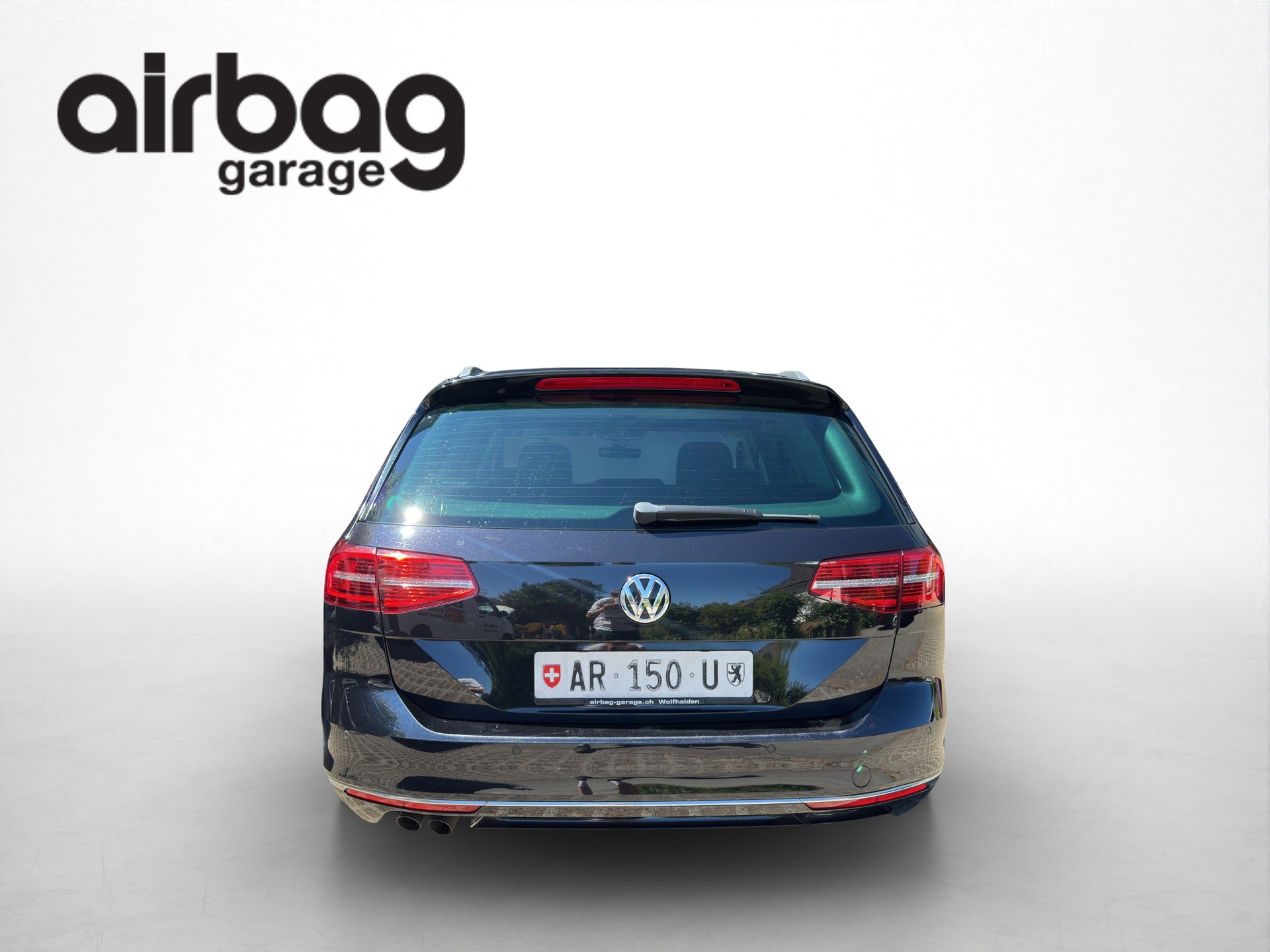 VW Passat Variant 2.0 TDI BMT Highline DSG 4Motion-image-3