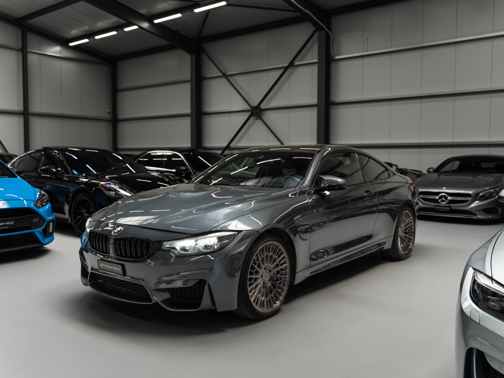 BMW M4 Coupé Competition DKG
