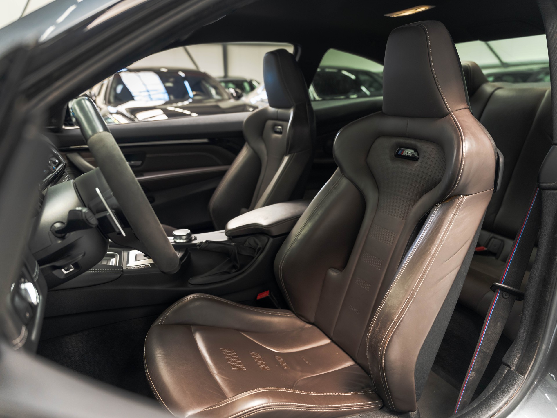 BMW M4 Coupé Competition DKG-image-8