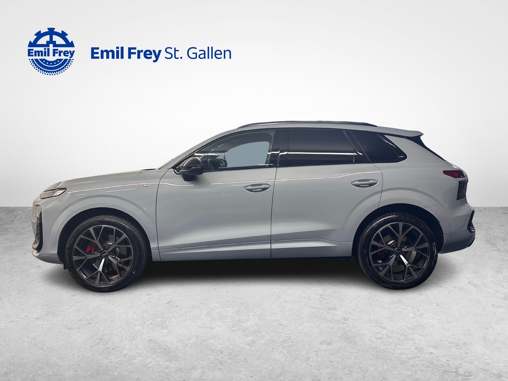 AUDI Q3 SUV 2.0 TFSI S line quattro S-Tronic-showroom-element-1