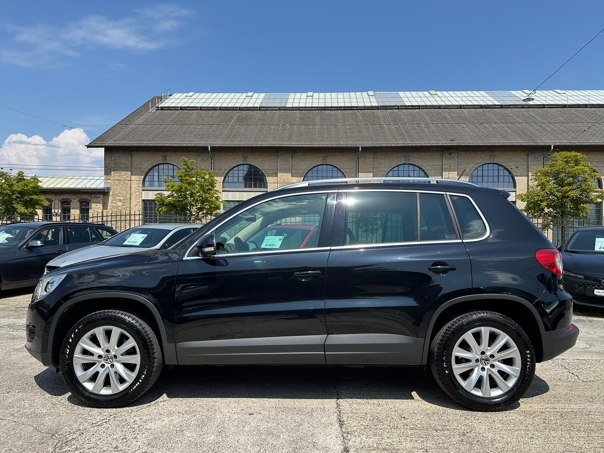 VW Tiguan 2.0 TSI Sport&Style Tiptronic * 200 PS *-showroom-element-3